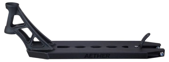 Striker Aether 490 Løbehjul Deck Black