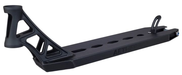 Striker Aether 470 Løbehjul Deck Black