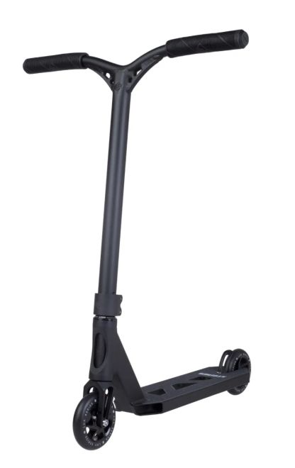 Striker Lux Scooter Black