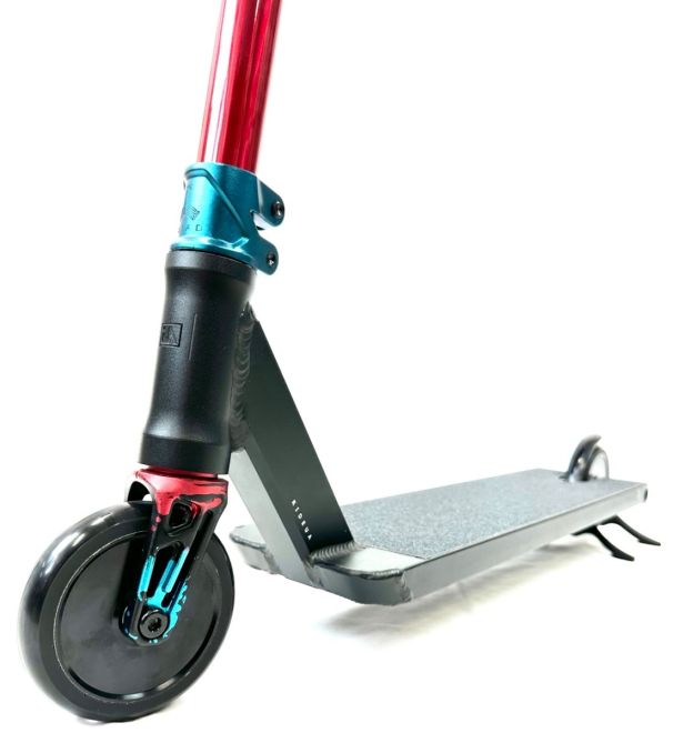 UrbanArtt Champ "L" Trick Løbehjul Red Blue Black