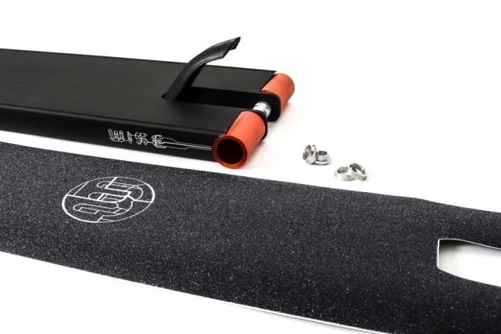 WISE VIA 5.7 x 22 Løbehjul Deck Black